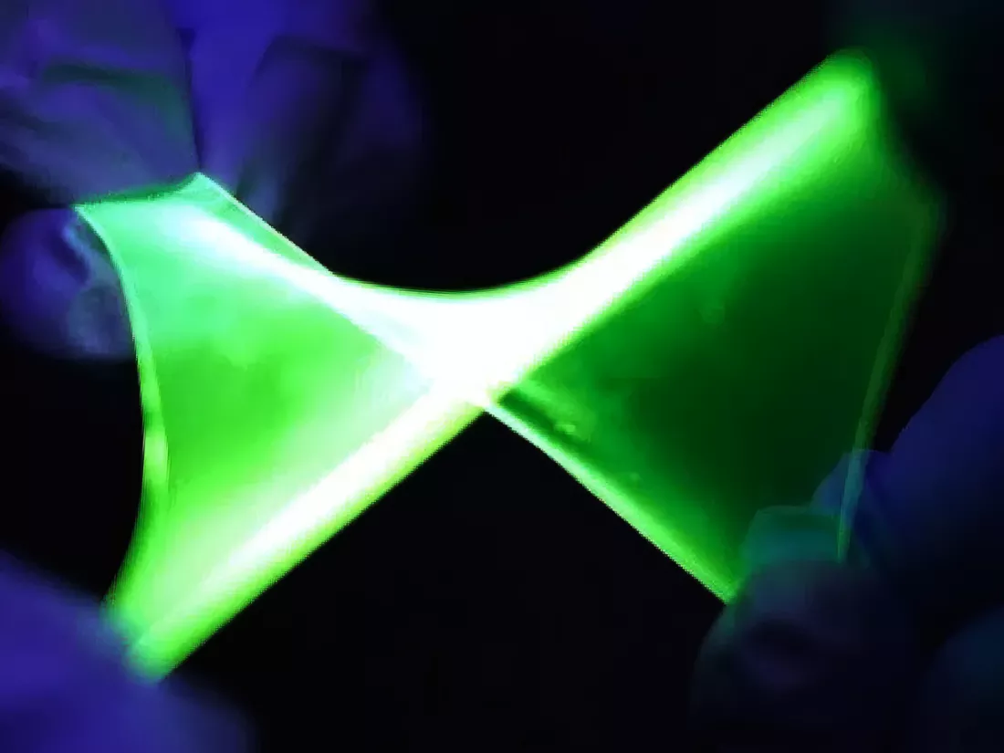 Breakthrough OLED Stretches to Twice Its Size Without Losing Brightness