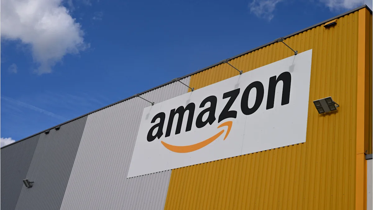 Amazon shares tumble as 200 billion dollar AI rollout plan unnerves markets