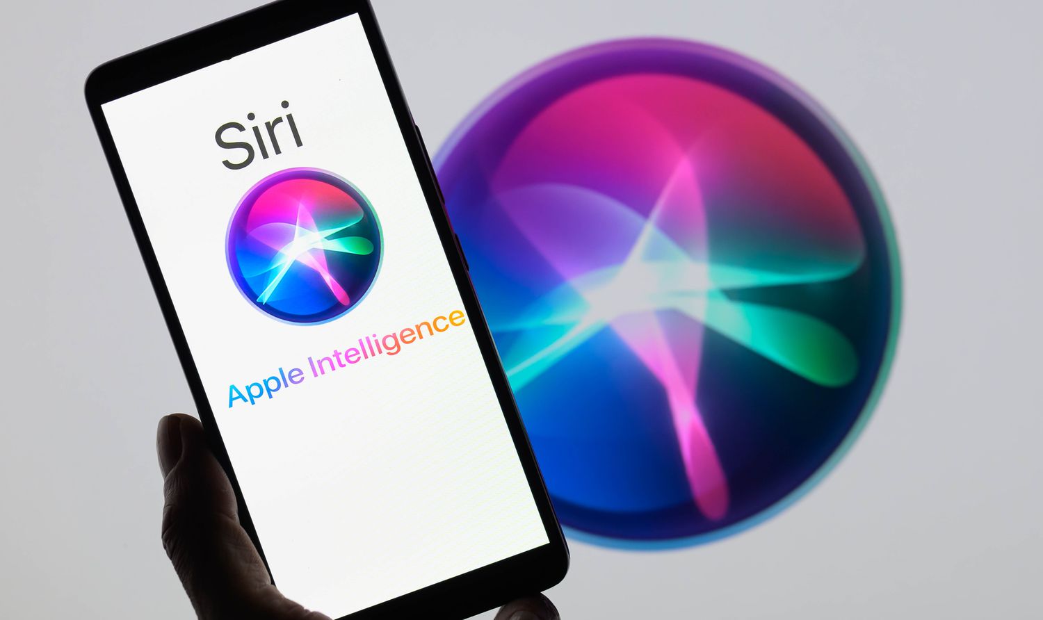 Apple Pushes Siri Towards Smarter, Multi-Tasking AI Assistant
