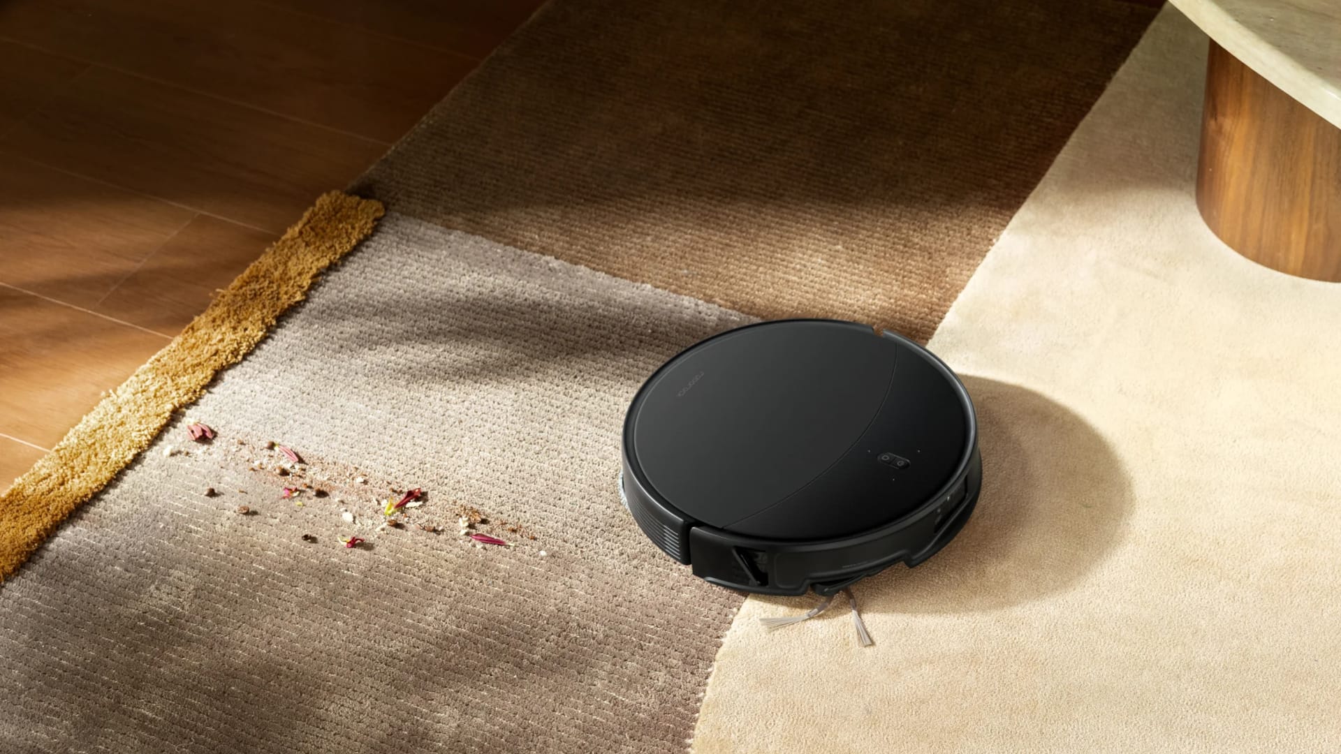 Roborock Saros 20 Delivers Premium Cleaning Performance