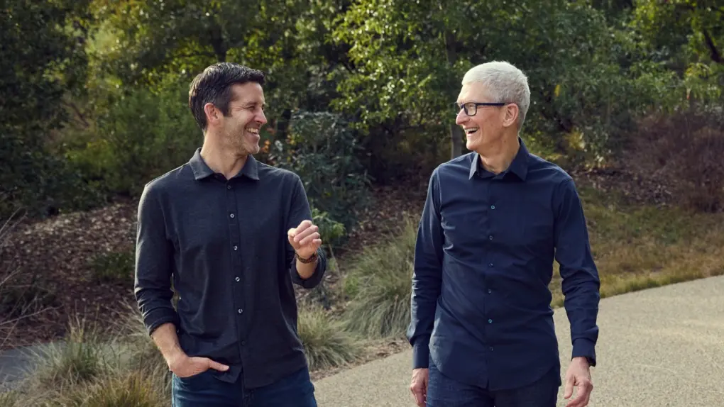 Apple’s Leadership Shake-Up Signals a Strategic Reset